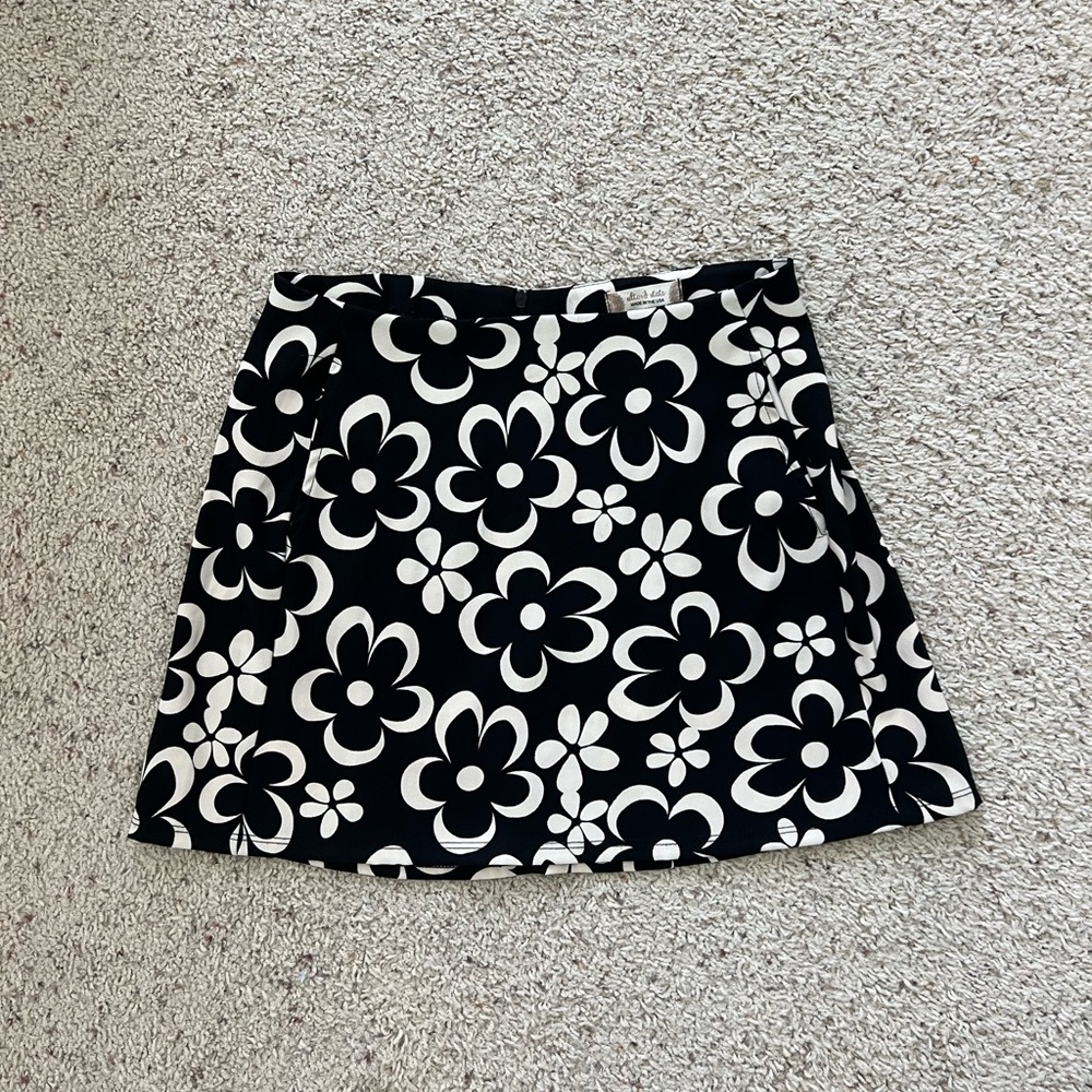 Altar’d State Retro Floral Mini Skirt